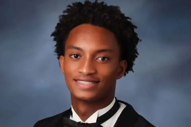 Nolan Wells in a senior photo